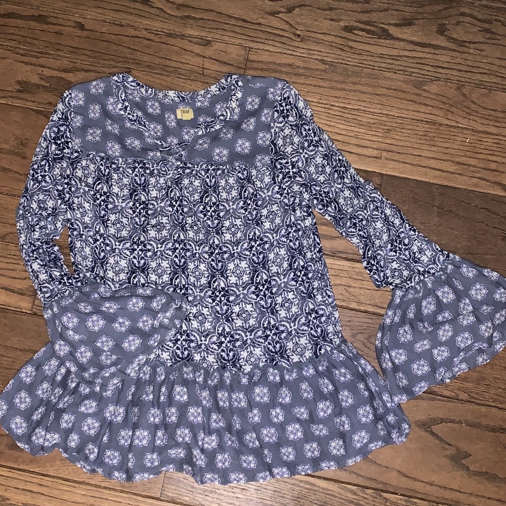 Bell Sleeve Top